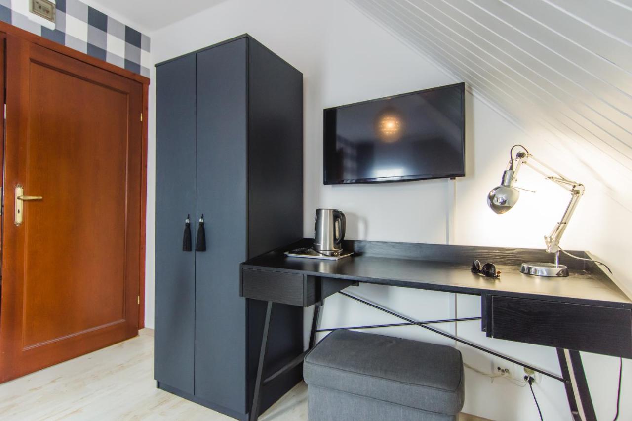 Gosciniec Pod Lipa Apartment Mikolajki  Exterior photo